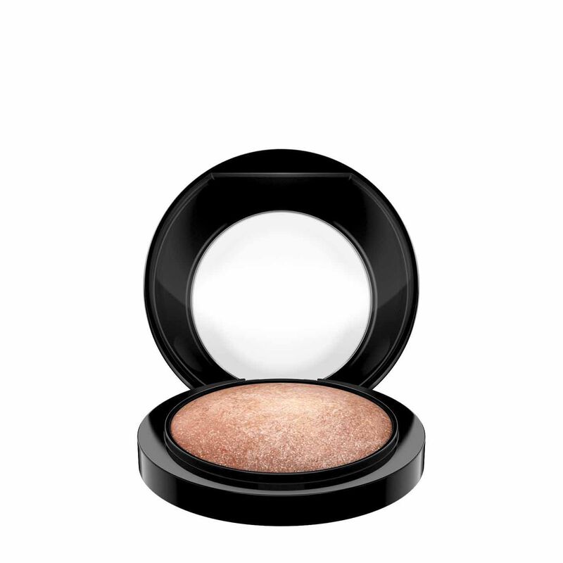 MAC Mineralize Skinfinish image number 1
